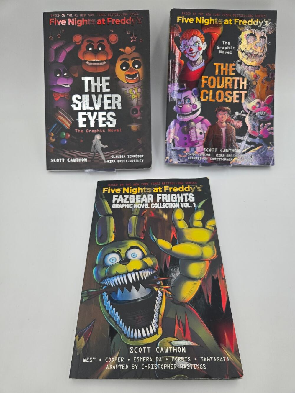 Five Nights At Freddy's Graphic Novel Lot Silver Eyes Fourth Closet